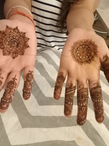 Hussaina Mehendi Artist - Party & Festive Mehendi Timeless Mandalas & Tikki Designs photo 11