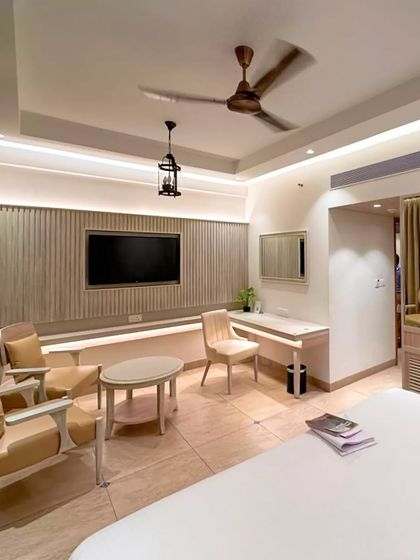 Serene Stays: Guest Rooms & Suites photo 5