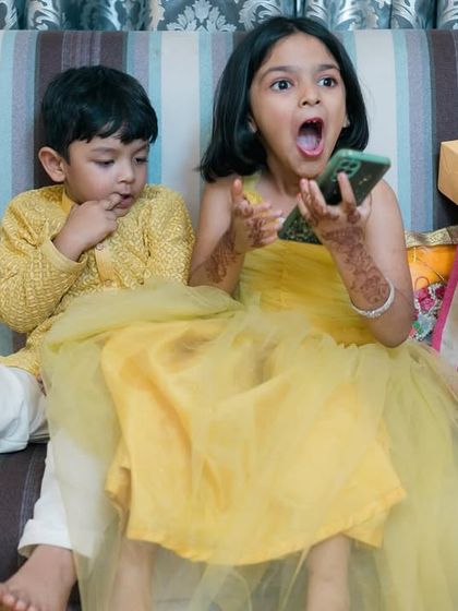The priceless reaction of the youngest guests at the party! We make sure to capture the joy and wonder of everyone present, not just the couple.