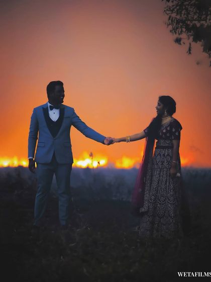 Creative Pre-Wedding Shoots photo 33