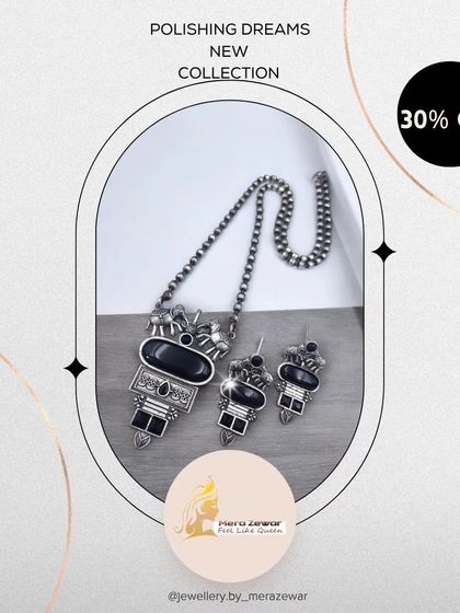 The classic black version of the 'Polishing Dreams' set. This is a must-have for its versatility, as it pairs effortlessly with almost any color outfit.