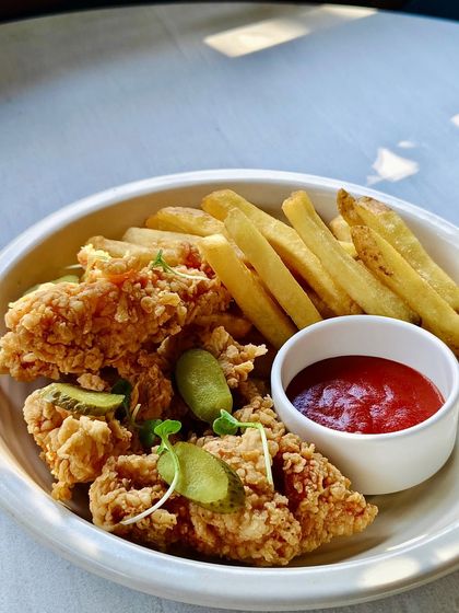 Sly Granny - European Restaurant Dining Global Tapas & Small Plates photo 9