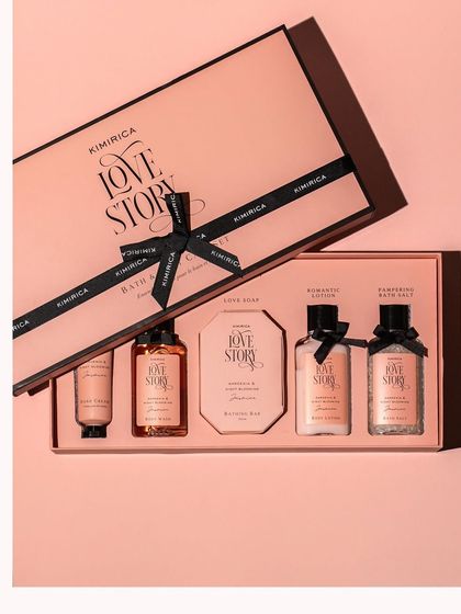 Kruti Acharya - Food & Beauty Product Photography Skincare & Beauty Products photo 6