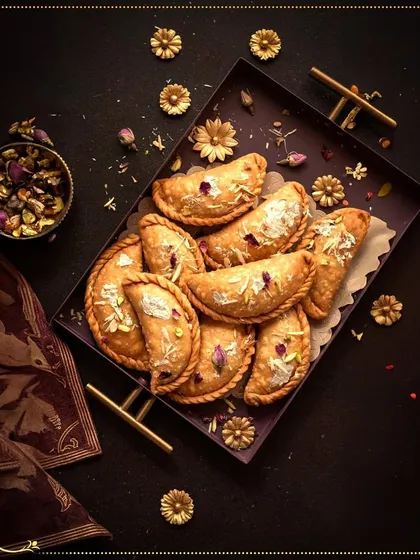 Who needs water balloons when you have flavor bombs like our Holi-special Gujiyas? These traditional sweets are a must-have for any festive celebration.