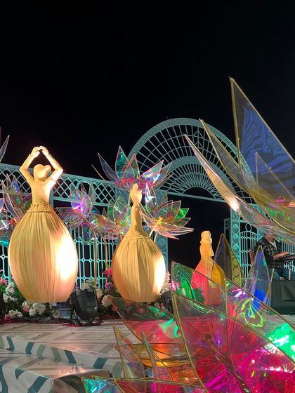 Unique Varmala & Stage Designs photo 7