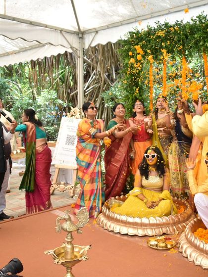 Emcee Pramod - Wedding Emcee & Host Vibrant Haldi & Mehendi Ceremonies photo 17