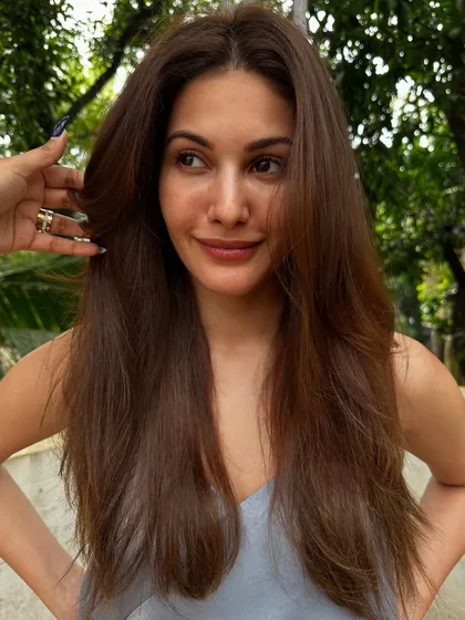 The lovely Amyra Dastur came in for a refresh. I gave her a subtle balayage to add some warmth and dimension to her beautiful long hair, keeping it looking natural and chic.