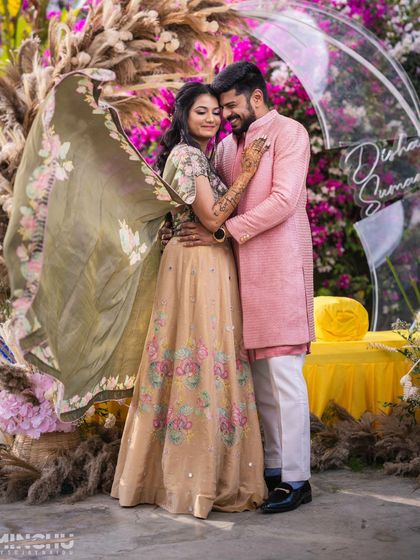 A beautiful collection of photos from Disha and Sumanth's pre-wedding shoot. Her makeup is soft and romantic, perfect for these candid and posed shots in a lovely garden setting.