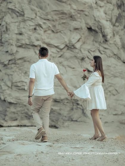 Bangalore Photographers - Pre-Wedding & Couple Photoshoots Earthy Elegance: Lakeside & Nature Shoots photo 18