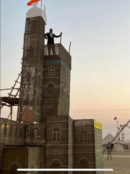 Standing atop the replica of a fort tower, part of the grand entrance I designed for the Maharashtra state exhibit at the National Jamboree.