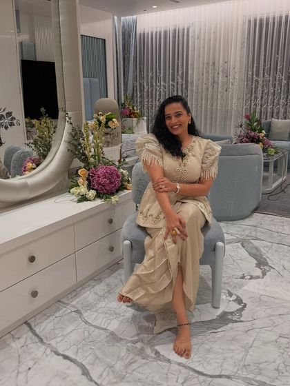 A relaxed photo in a beautifully decorated home. Hosting housewarming parties allows me to help create the very first happy memories in a new space.