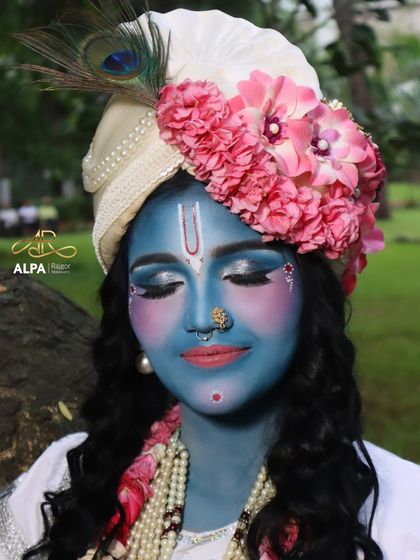 Creative & Themed Transformations photo 4