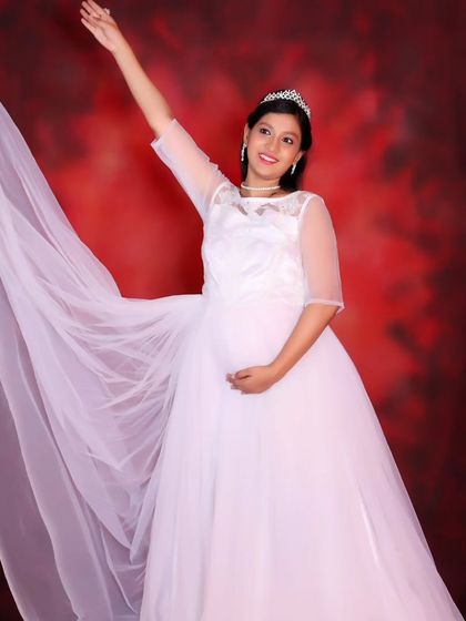 Costume Bank - Photoshoot & Videography Packages Maternity & Family Portraits photo 97