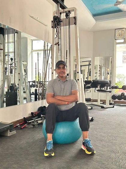 Confident and balanced, demonstrating the power of a strong core.