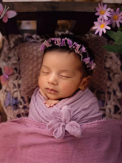 Your Newborn's First Portraits photo 25