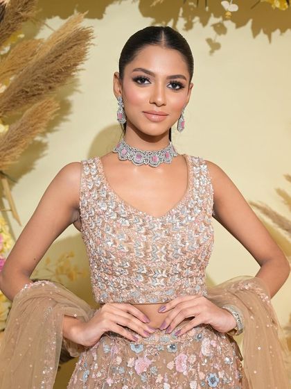 Modern & Pastel Brides photo 26