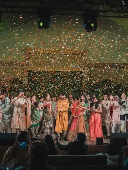 A grand finale is all about that 'Hum Saath Saath Hain' feeling. We love bringing both families together on stage for a massive celebration, complete with confetti blasts, to end the night on an absolute high.