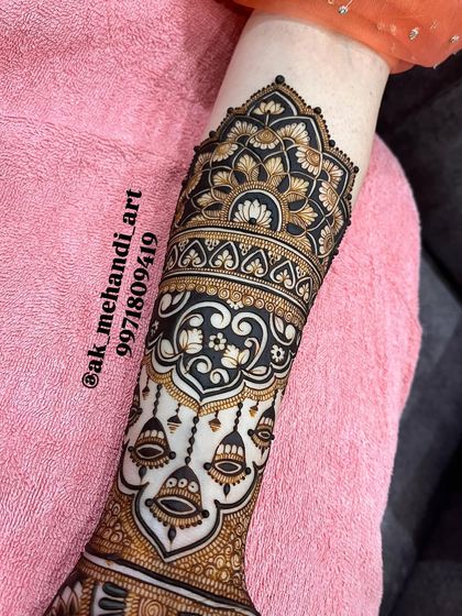 Abhishek Kumar - Bridal Mehndi Signature Patterns: Jaal, Lotus & 3D Effects photo 26