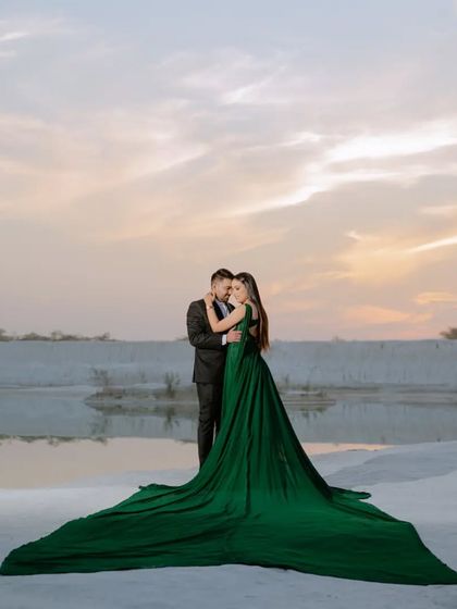 Dreamy Escapes: Unique Landscapes & Gowns photo 26