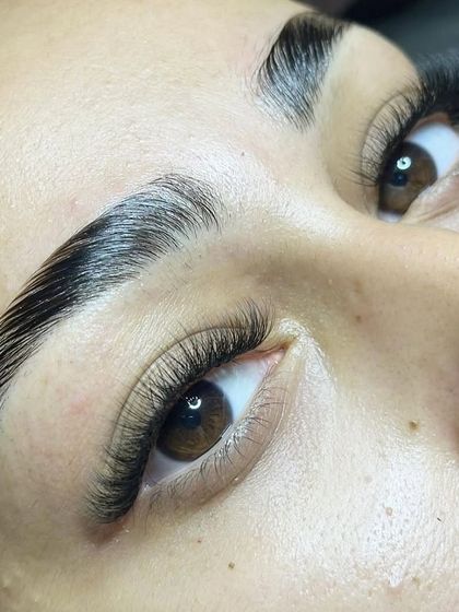 The Palette - Eyelash Extensions The Lash Session: How the Magic Happens photo 5