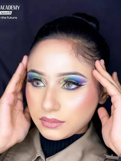 A final look at this creative glam makeup, highlighting the sharp wing and the subtle shimmer on the skin. This is the kind of work that builds a strong, versatile portfolio.