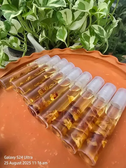 Don't forget your lips. I make this nourishing Lip Serum Oil with natural flower petals to keep your lips soft and hydrated. It's a small bottle of pure care.
