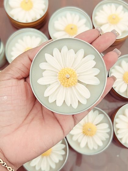 Floral & Themed Candle Designs photo 12