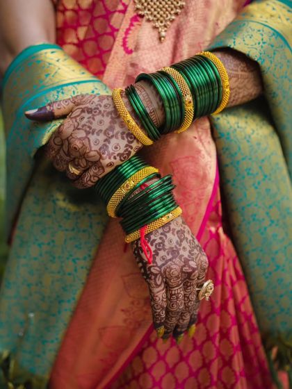 Maharashtrian Brides: The Nauwari & Paithani Look photo 11