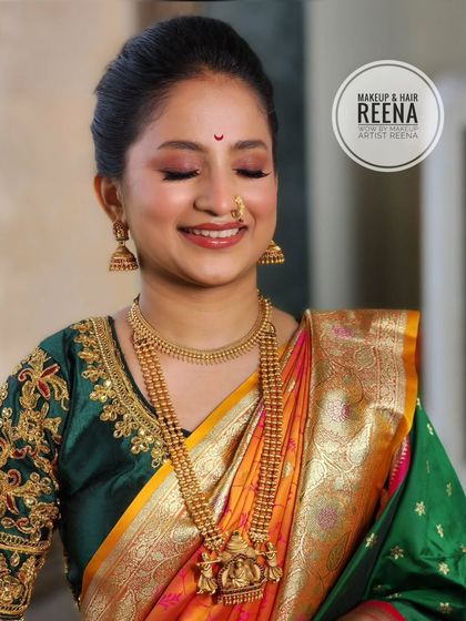 Aditi's smile says it all. The complete look, from the soft eye makeup to the traditional jewellery, came together perfectly.