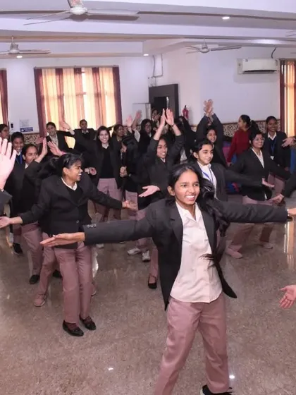 A fun workshop for the young women of ITS Ghaziabad, focusing on self-grooming, diet, and fitness.