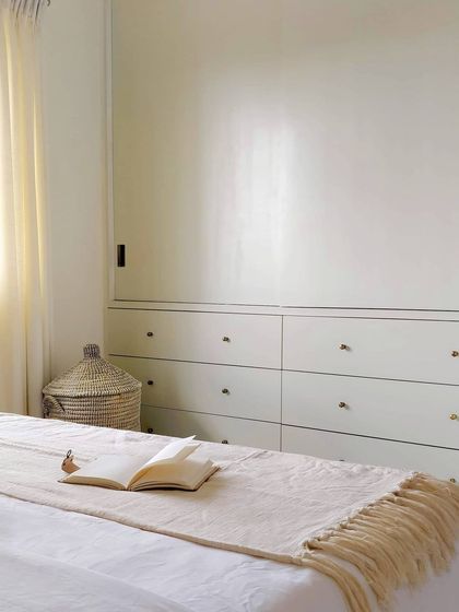 June Walk Design - Full Home Interior Design & Renovation Bedrooms: Personal Sanctuaries photo 9