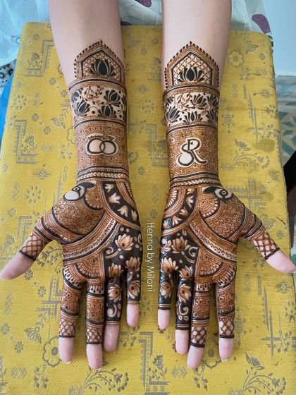 Personalized Story Mehendi photo 13