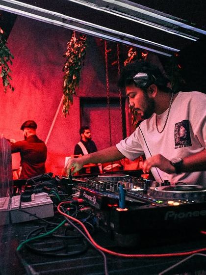 The Skelltron Persona photo 5