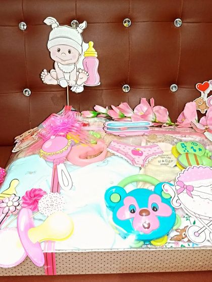 Baby's First Welcome: Newborn & Announcement Gifts photo 72