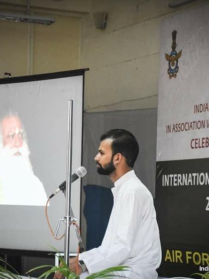 Speaking to the Air Force personnel with the grace of my Guru present. I only share what has been transmitted to me, a science for inner transformation.