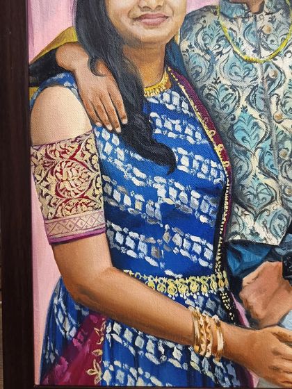 A detail shot of the beautiful blue bandhani saree.