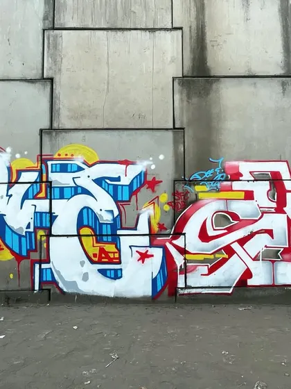 Another shot of the Devnagri collaboration. The bold, graphic style of my letters next to the other piece creates a nice contrast. It's all about that visual conversation.