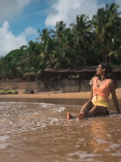 Another moment from a much needed break in Goa. The composition here, with the palm trees framing the shot, shows how I use natural environments to create beautiful, layered images.