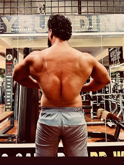 Tough times don't last, but tough people do. Building a strong back is fundamental to overall power and a balanced physique. This is the result of countless hours of focused training on pull days.