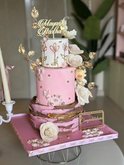 L'amour Sugar - Bespoke & Designer Cakes Wedding & Engagement Spectacles photo 18