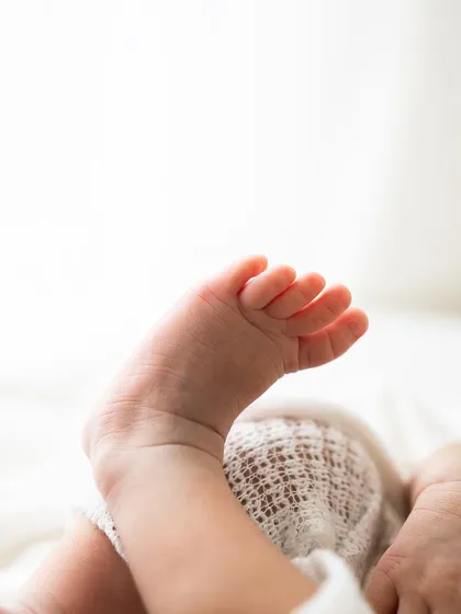 A single, perfect little foot. Sometimes the simplest shots are the most beautiful.
