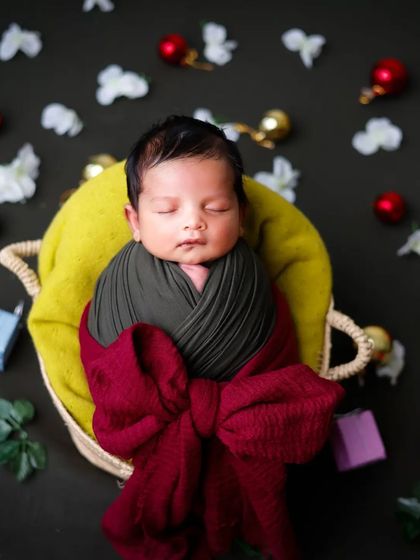 WonderBump Studio - Newborn Photography Cozy in Baskets & Props photo 26