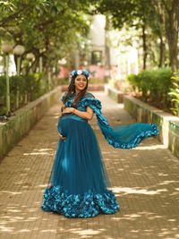 Maternity Photoshoot Gown Rental