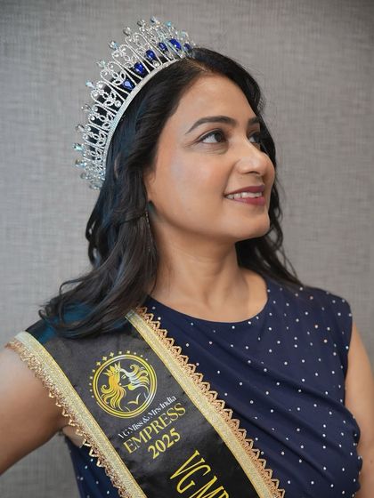 A lovely candid shot of Bindu, looking radiant and confident. It's a pleasure to help clients feel their best, especially for significant milestones.