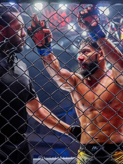 Behind the Scenes & Community photo 14