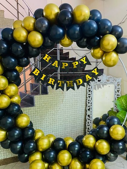 Birthday Balloon Arches & Backdrops photo 28