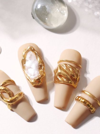 Bridal & Bling: High-Glamour Nails photo 8