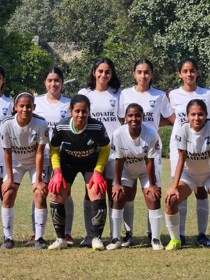 The first-ever starting eleven of our SheWolves team, posing for a historic photo before their debut match in the Women's Championship.