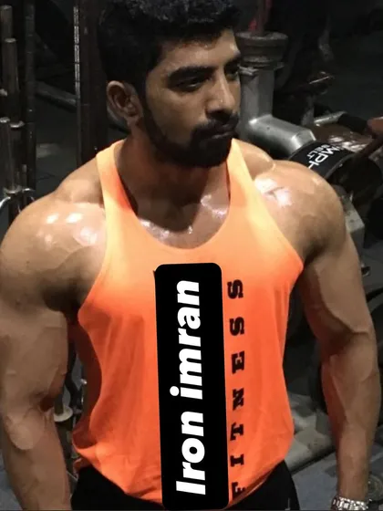 Sometimes I think about making a comeback. A shot from my past, showing the shoulder development I am known for.