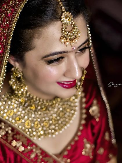 Vibrant Bridal Portraits photo 47